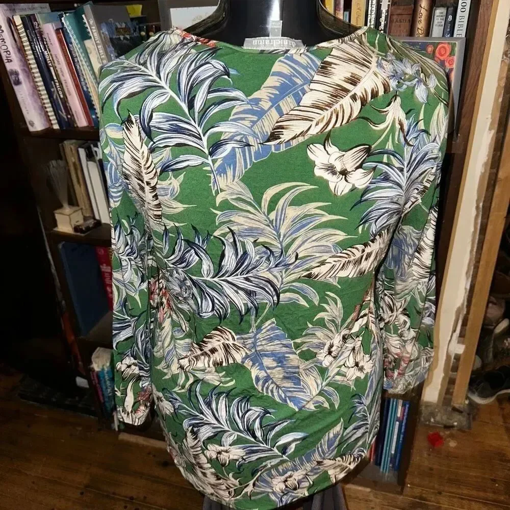Daniel Rainn green lace neck floral L peasant blouse